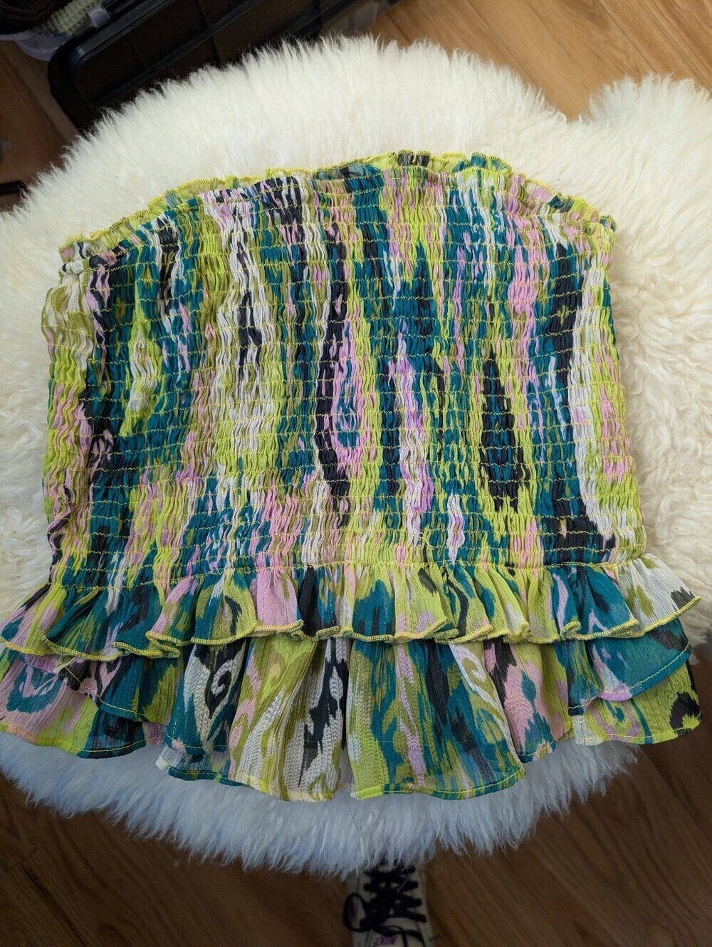 ZARA SMOCKED STRAPLESS RUFFLE TOP SIZE SMALL - Picture 2 of 7